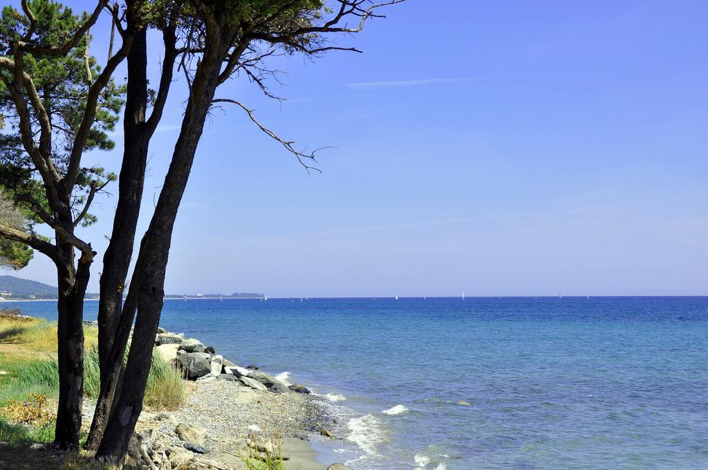 Aparthotel Sole E Mare Santa-Maria-Poggio  Zewnętrze zdjęcie