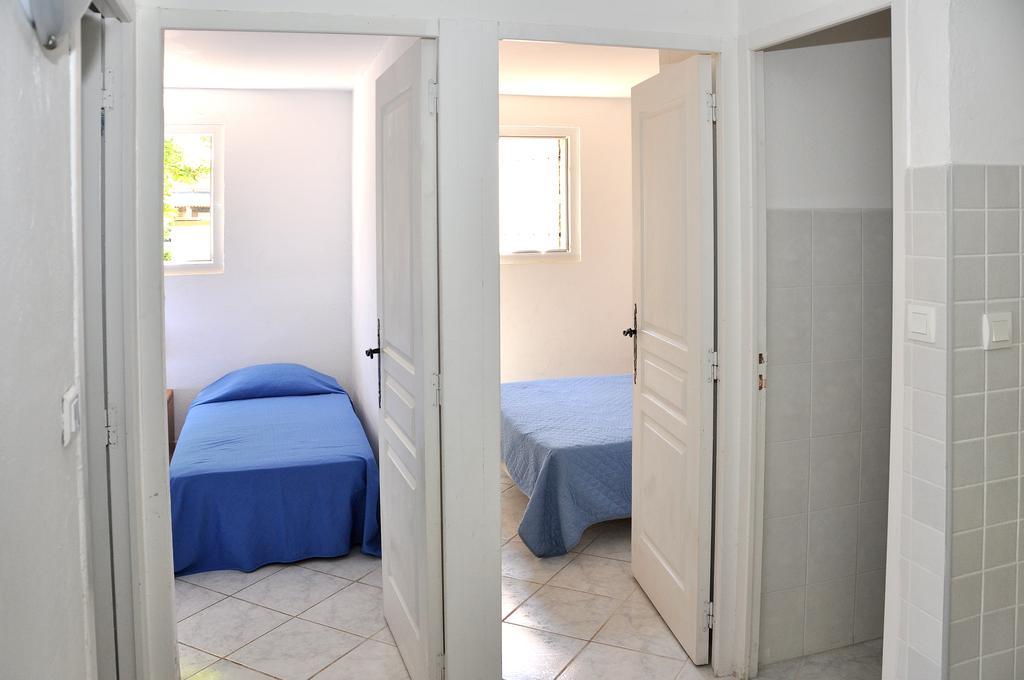 Aparthotel Sole E Mare Santa-Maria-Poggio  Pokój zdjęcie