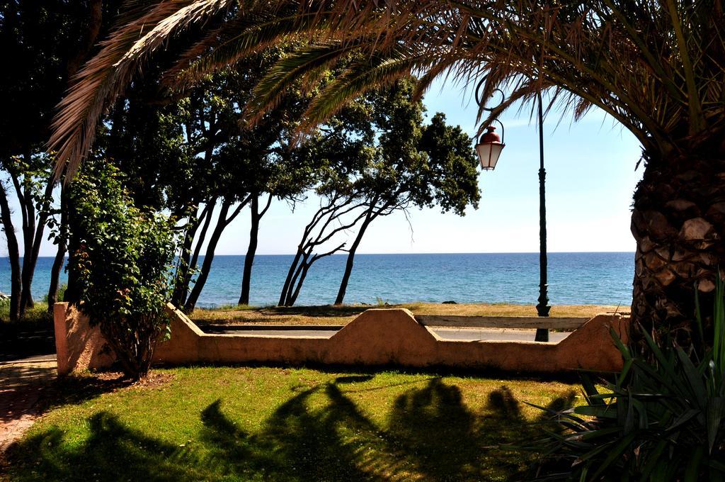 Aparthotel Sole E Mare Santa-Maria-Poggio  Zewnętrze zdjęcie