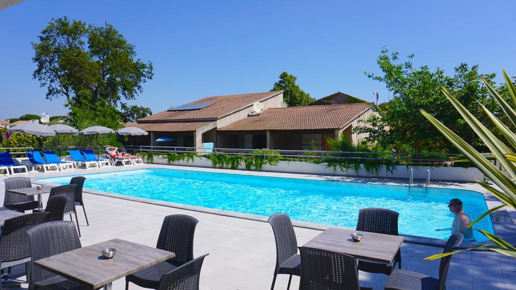 Aparthotel Sole E Mare Santa-Maria-Poggio  Zewnętrze zdjęcie